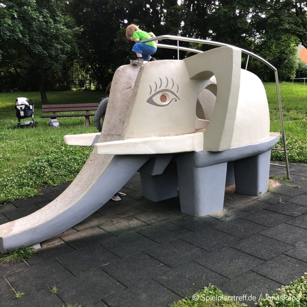 spielplatz-elefanten-spielplatz-in-eisenach-1024x1024